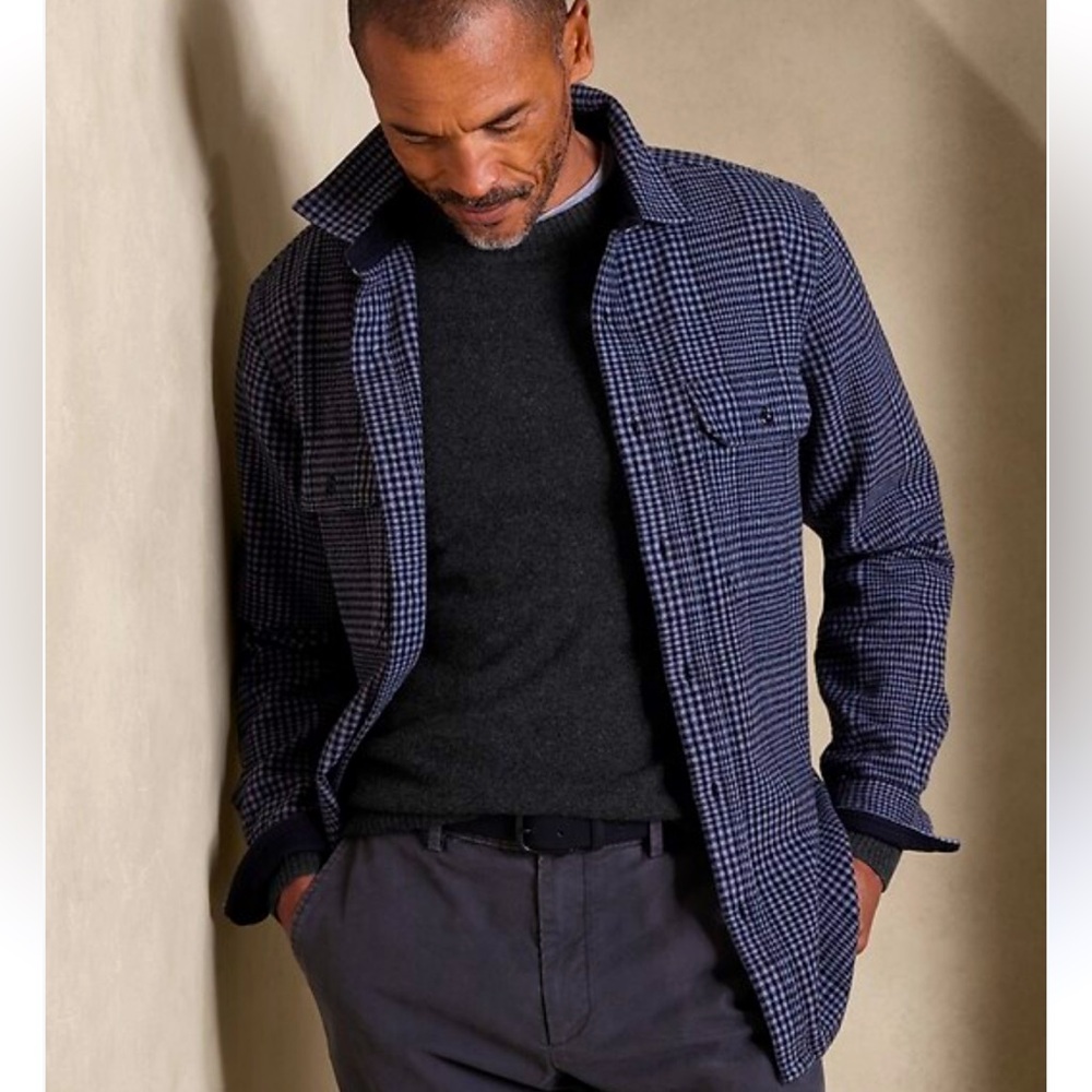 Banana Republic Men's Blue Checkered Jacket